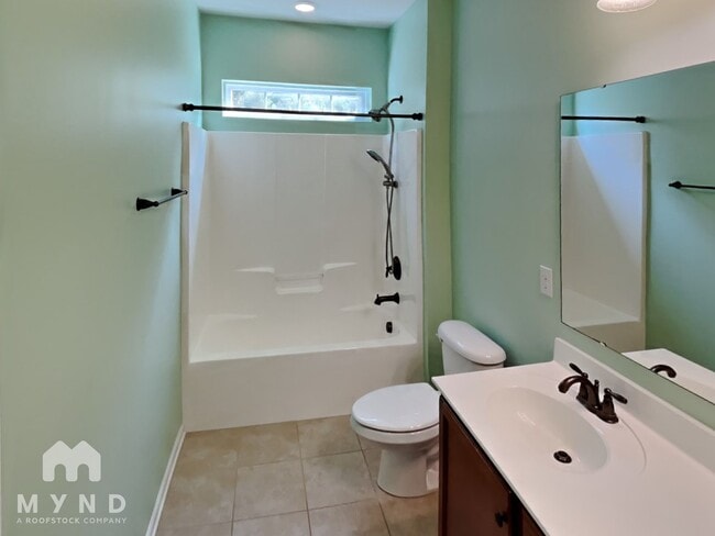 Building Photo - 9420 Ardrey Woods Dr