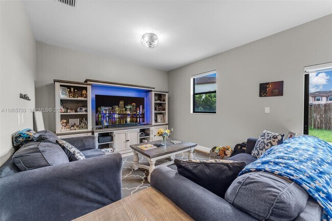 Building Photo - 3763 SE 2nd St