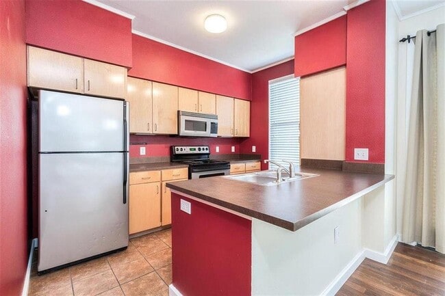 Building Photo - 1201 Grove Blvd