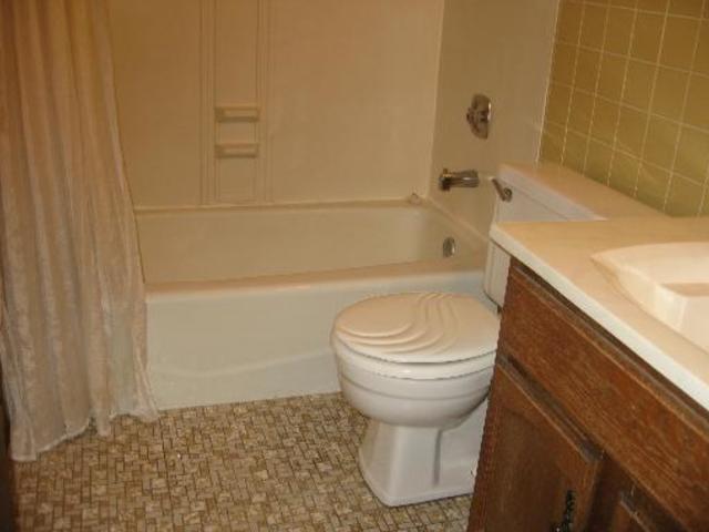 Building Photo - 13 Timber Ln