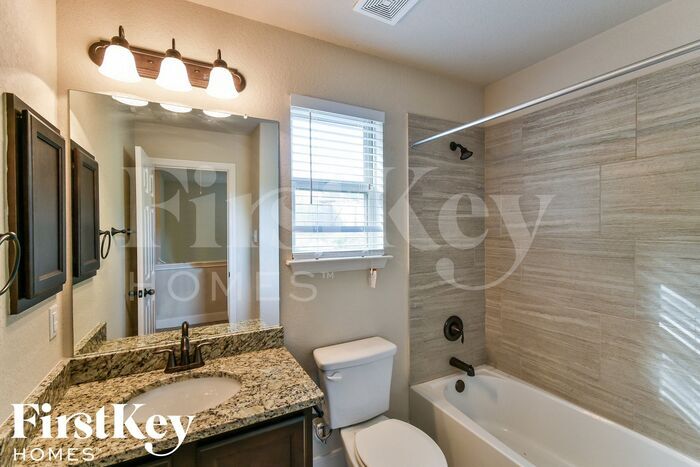Building Photo - 6518 Woodstock Dr