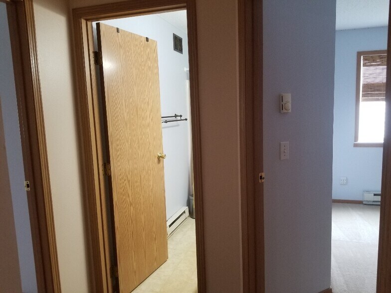 Building Photo - 1829 13th St E