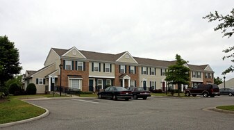 Building Photo - Chestnut Square