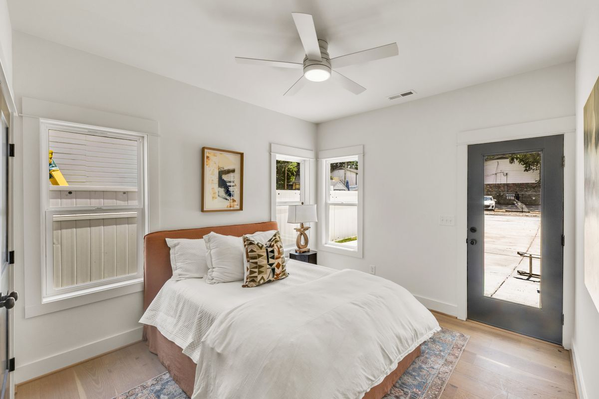 Building Photo - 4115 4th Ave S