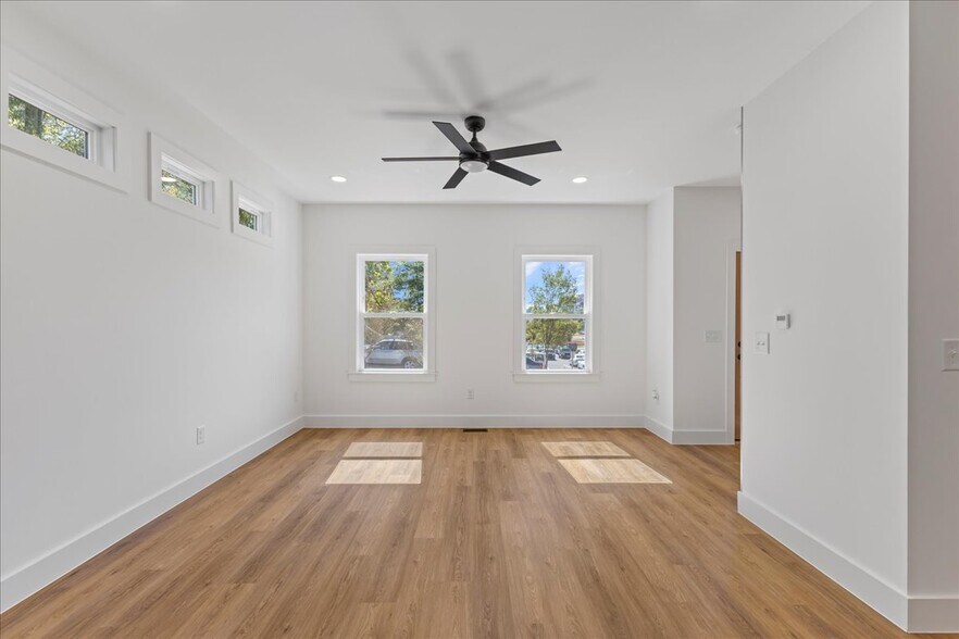 Building Photo - 803 Dupree St