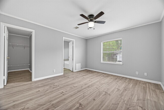 Building Photo - 21447 Sweet Grass Ln
