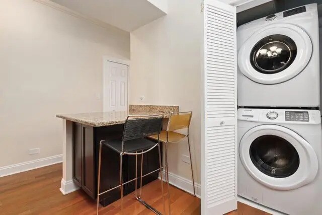 Building Photo - 7619 N Bosworth Ave