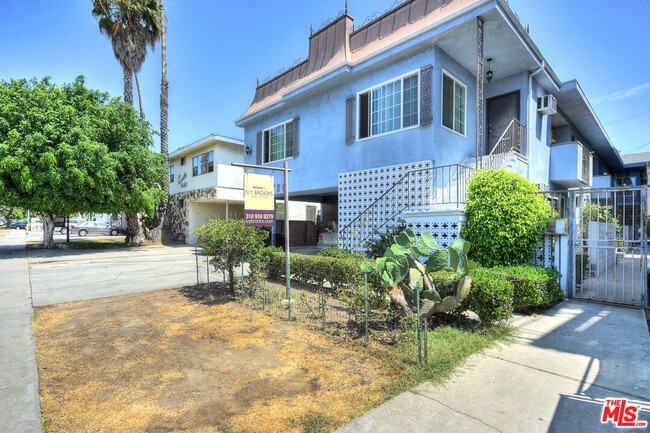 Building Photo - 3720 Vinton Ave