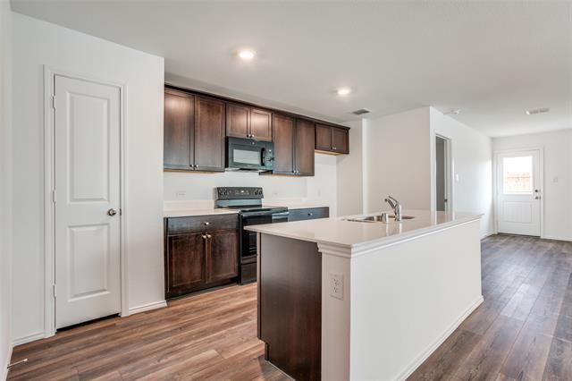 Building Photo - 5449 Finbrooke Dr