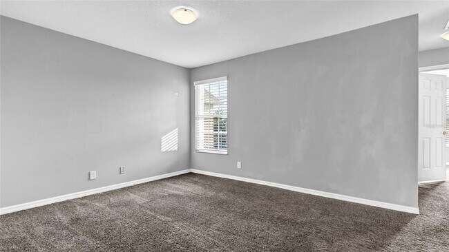 Building Photo - 10213 Dolce Vista Dr NE