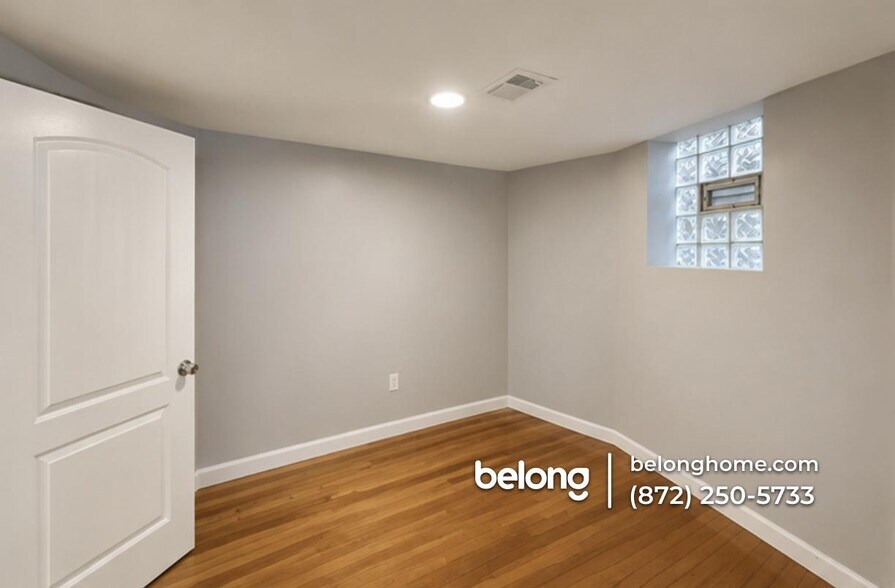 Building Photo - 4417 S Berkeley Ave
