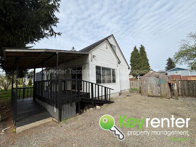 Building Photo - 1541 S Ridgewood Ave