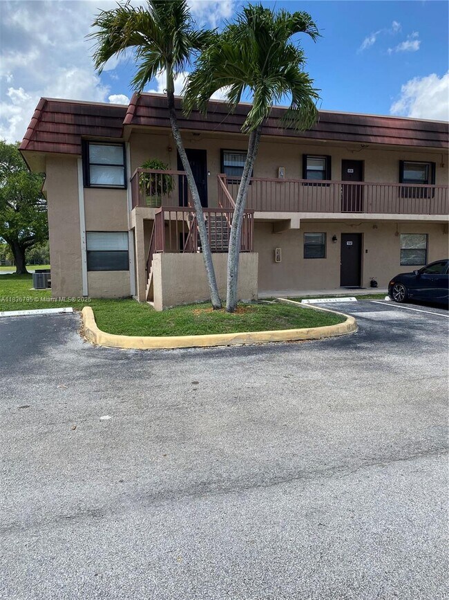 Building Photo - 14935 SW 104th St