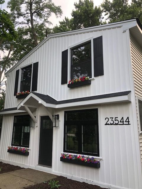 Building Photo - 23544 N High Rdg Dr