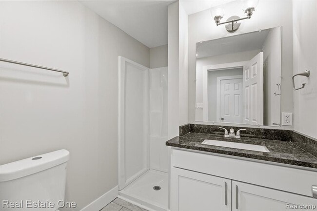 Building Photo - 2282 Belvidere St