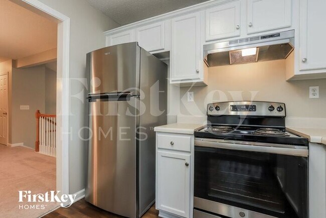 Building Photo - 167 Roman Dr
