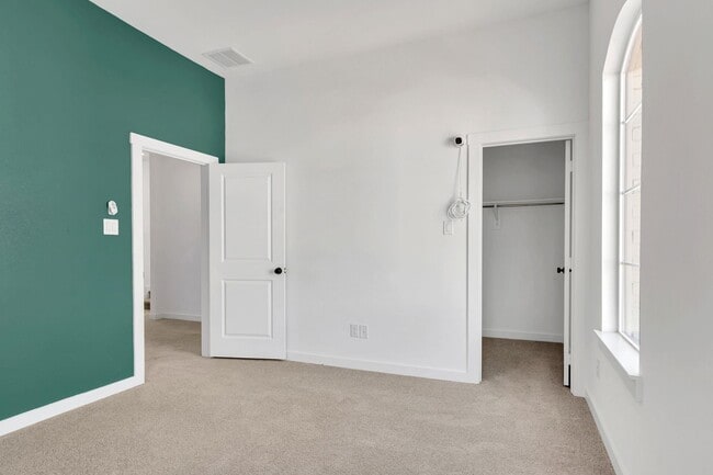Building Photo - 6029 Foxwheel Way