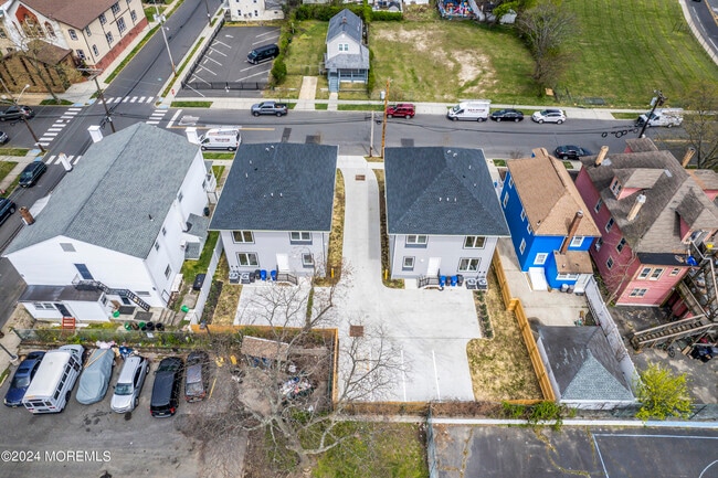 Building Photo - 912 Cookman Ave