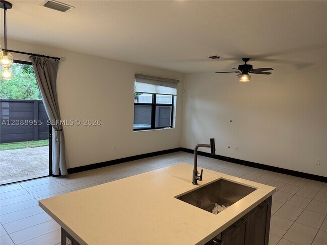 Building Photo - 16004 NW 91st Ct