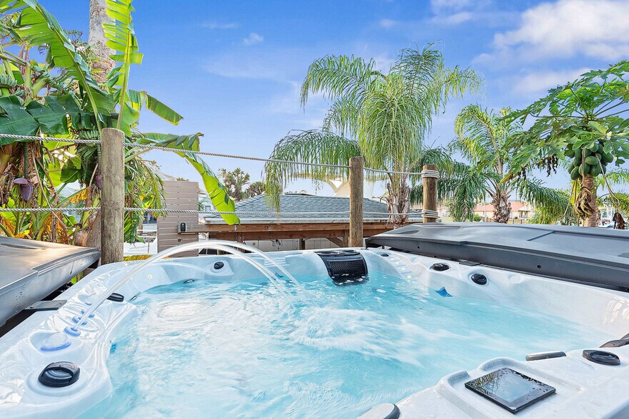 Building Photo - 61 Comanche Ct