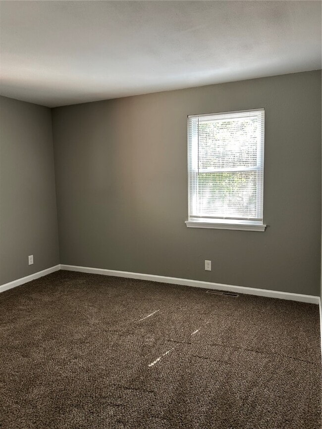 Building Photo - 4041 Mabels Ln