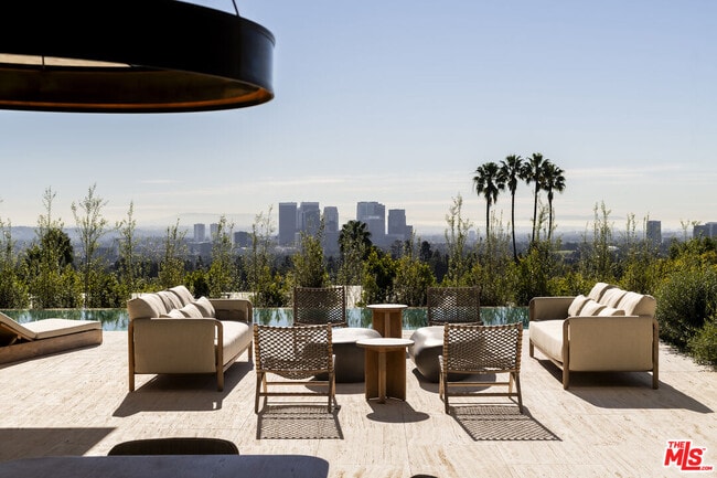 Building Photo - 1210 Laurel Way