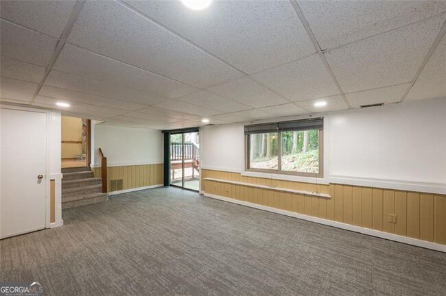 Building Photo - 4535 Kings Crossing Dr NE