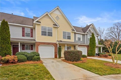 Building Photo - 225 Blue Robin Way