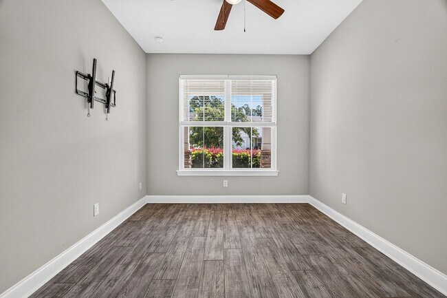 Building Photo - 344 Seaside Trail