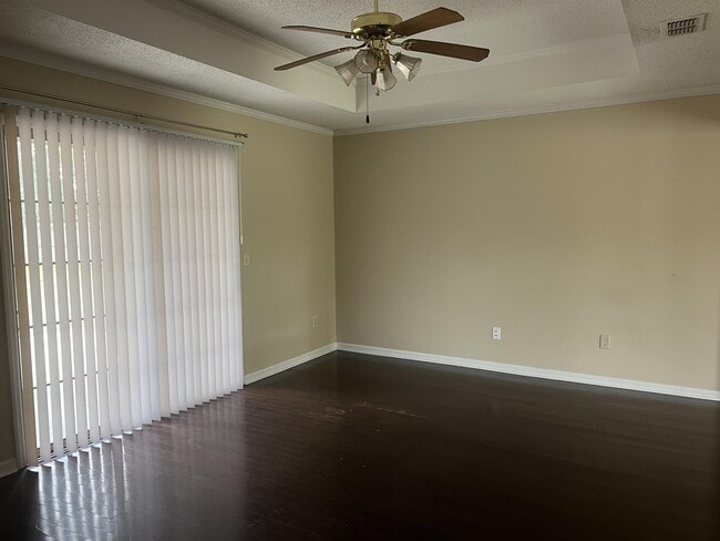 Building Photo - 103 Bridgemont Way