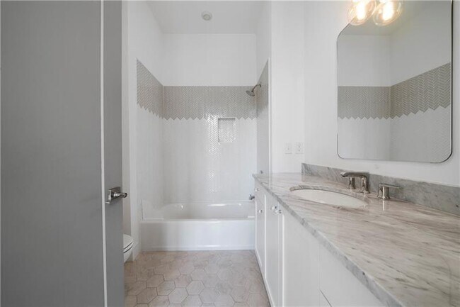 Building Photo - 2347 Hosea L Williams Dr SE