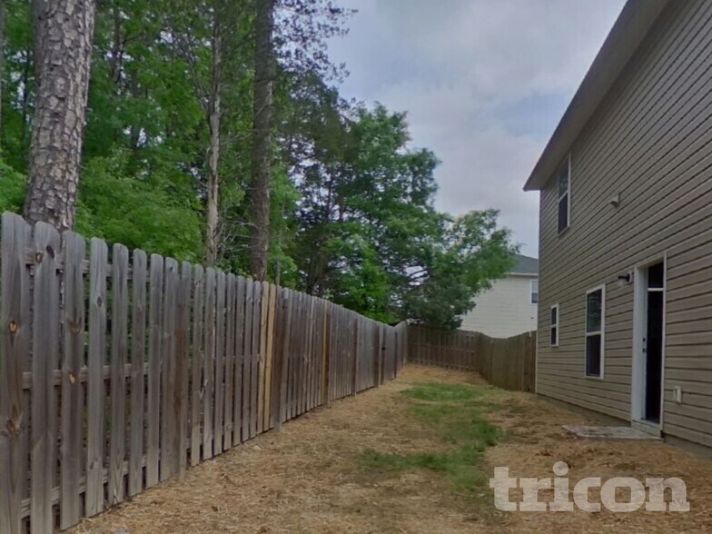 Building Photo - 621 Buckskin Rd