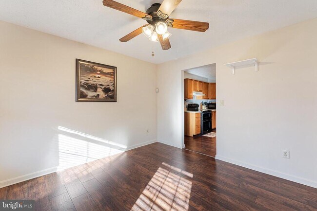 Building Photo - 7715 Wellington Glen Dr