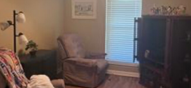 Building Photo - 5332 David Dr