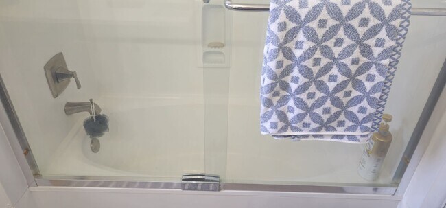 Building Photo - $6,000 Per Month FULLY FURNISHED - SATELLITE BEACH FL- MINUTES TO BEACH