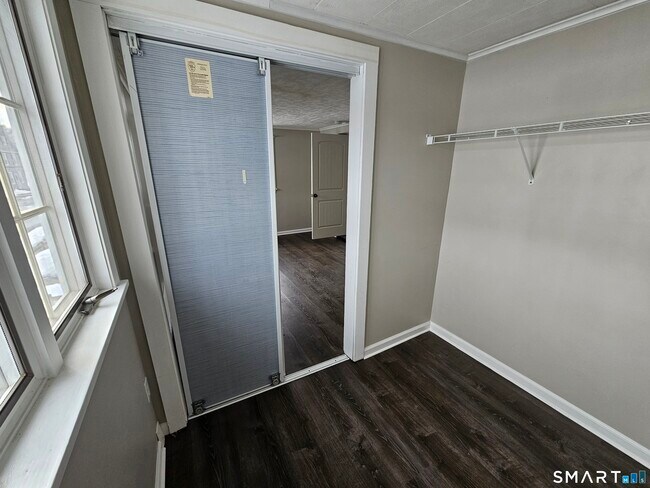 Building Photo - 134 Bristol St