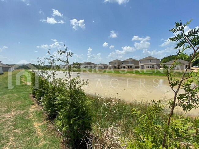 Building Photo - 52 Cottage Ln