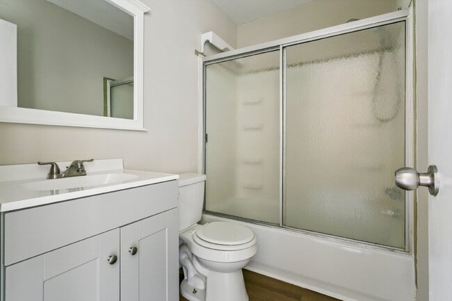 Building Photo - 506 Genneys Way