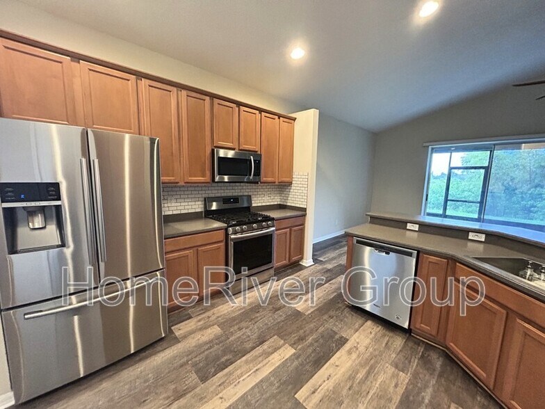 Building Photo - 5221 Clover Mist Dr