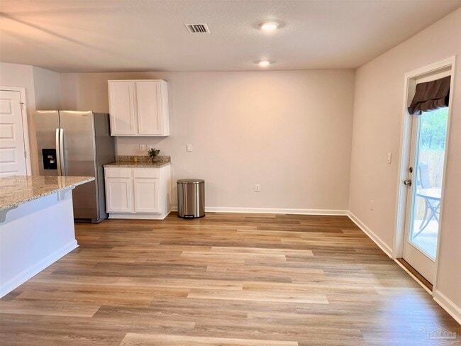 Building Photo - 10981 Blacktail Loop