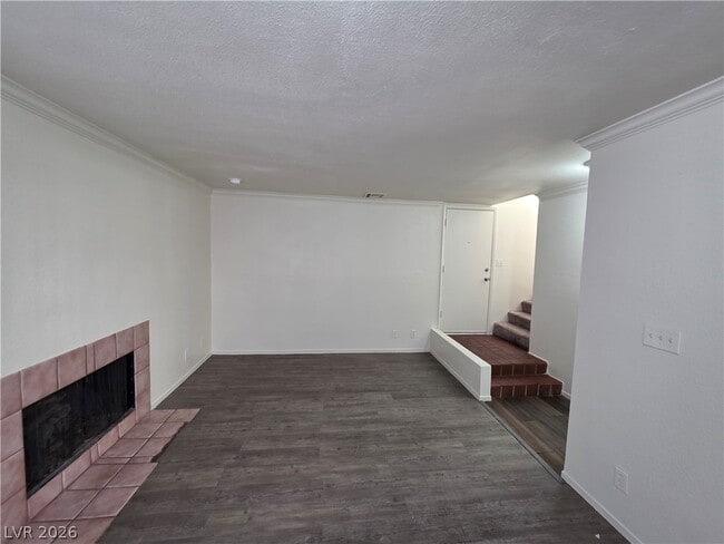 Building Photo - 5049 Spencer St