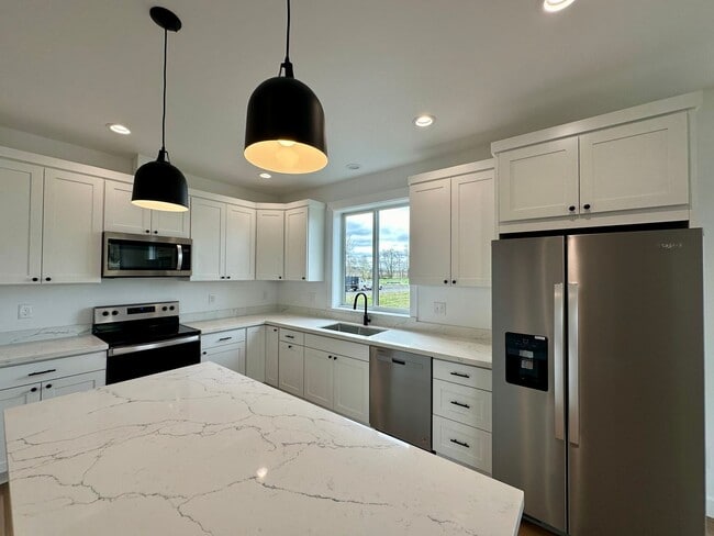 Building Photo - 2075 Bowfin Way