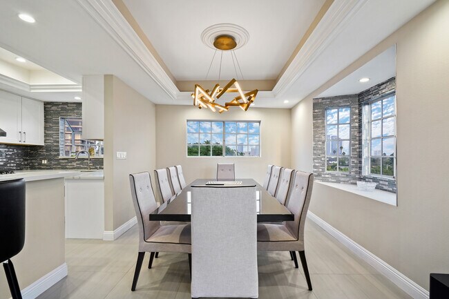 Building Photo - 10627 Ashton Ave