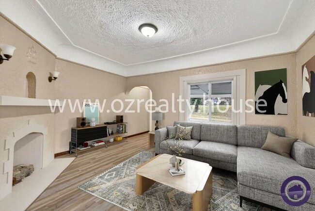 Building Photo - 1766 Milburn Ave