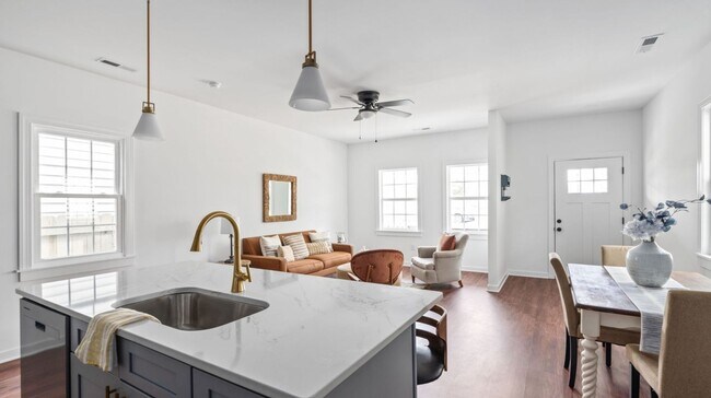 Building Photo - Fully Renovated 3BR House in Richmond