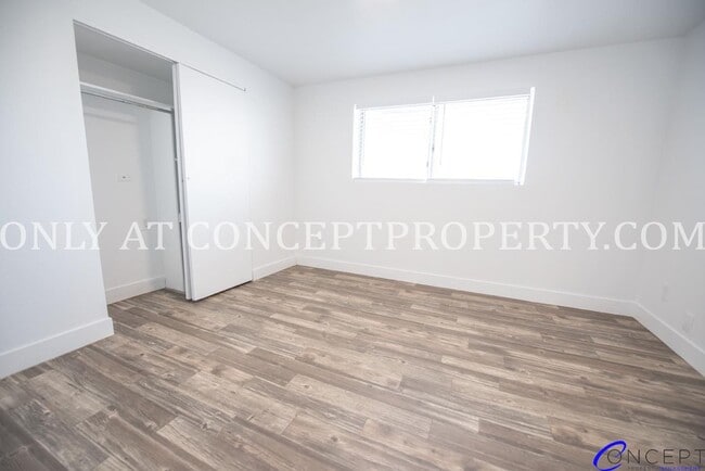 Building Photo - Newly Remodeled 5-Bedroom Home | 2-Car Gar...