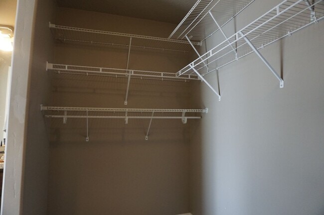 Building Photo - 8264 Resaca Dr