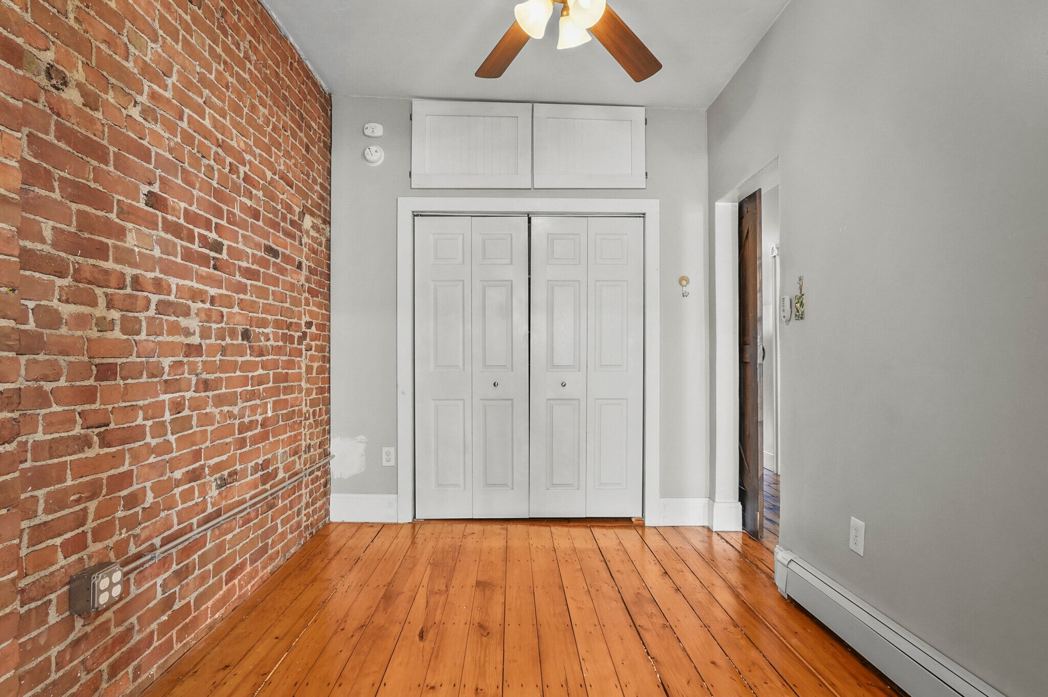 Building Photo - 60 Beacon St