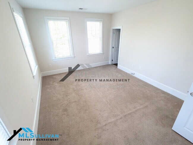 Building Photo - 375 Avett Dr