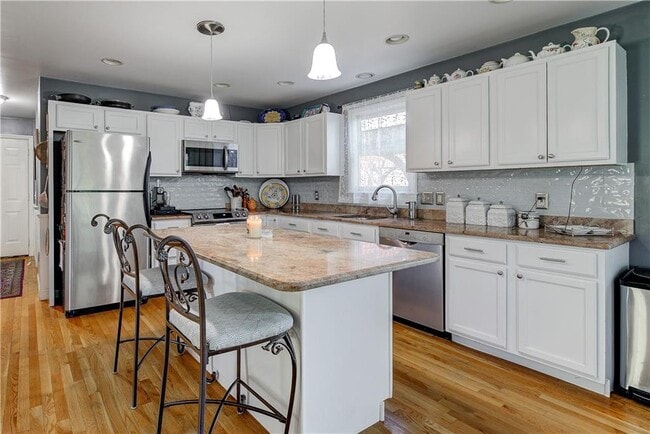 Building Photo - 66 McCorrie Ln